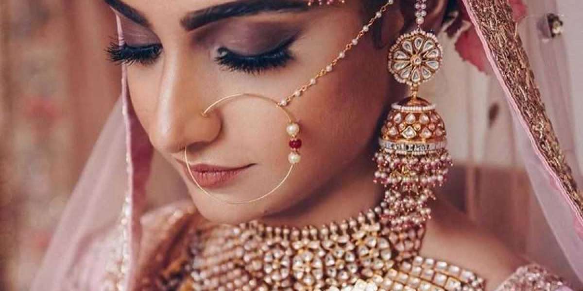 8 Bridal Makeup Tips: Ensure Your Look Flawlessly